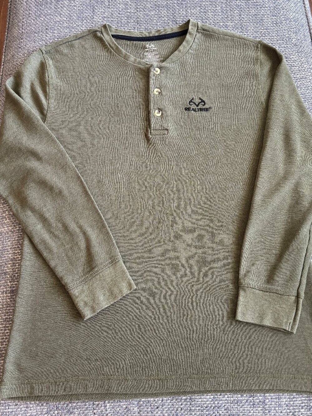 Realtree Men's Olive Green Waffle Knit Henley Pullover Layering Shirt | Sz Large